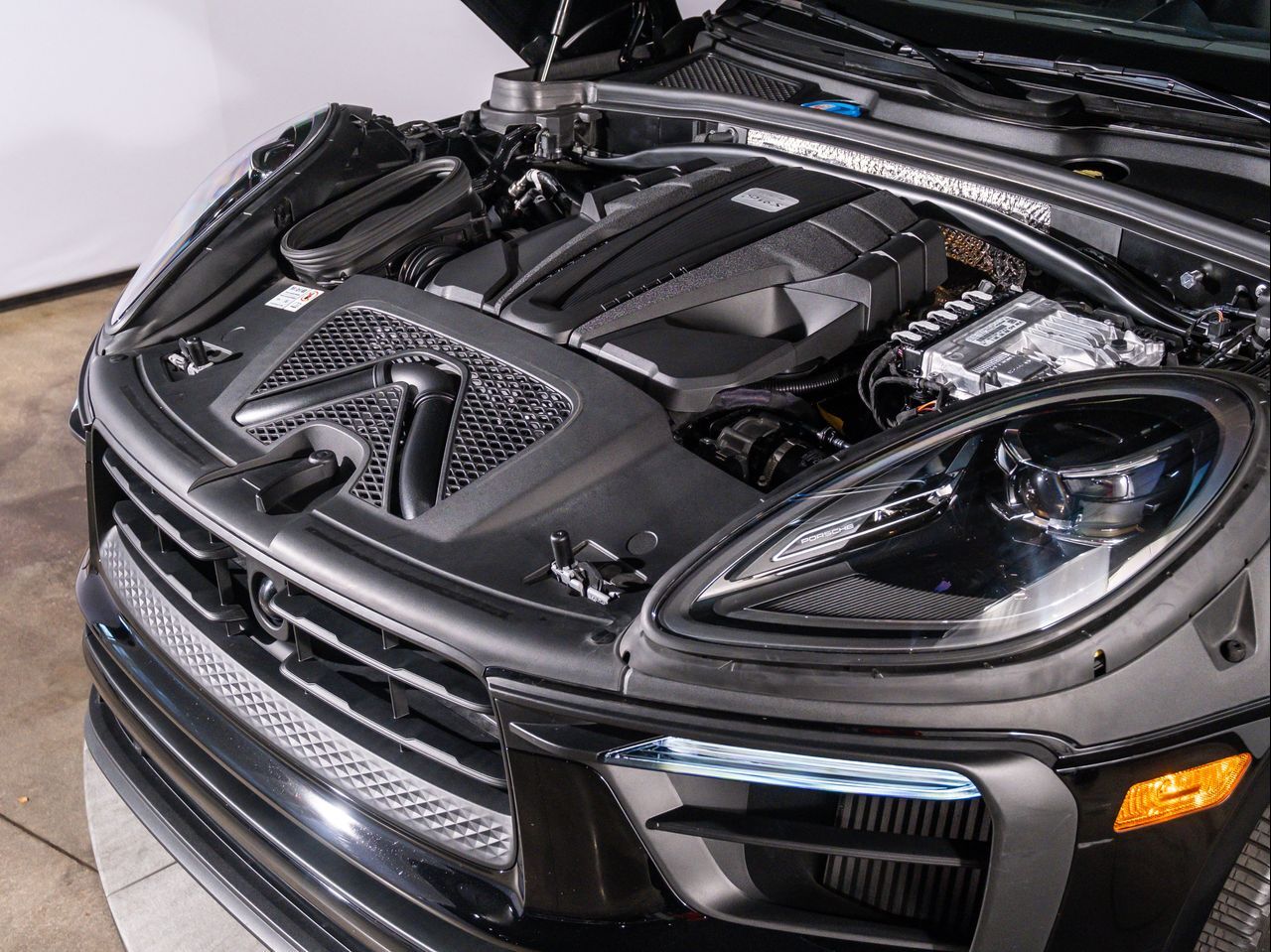 2025 Porsche Macan S Santa Clarita CA