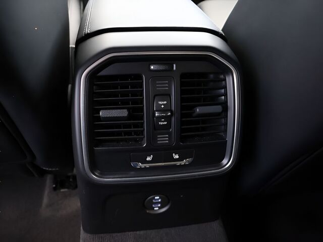 2025 Porsche Macan T Oshkosh WI