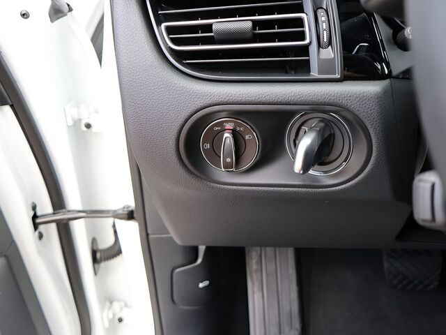 2025 Porsche Macan T Oshkosh WI