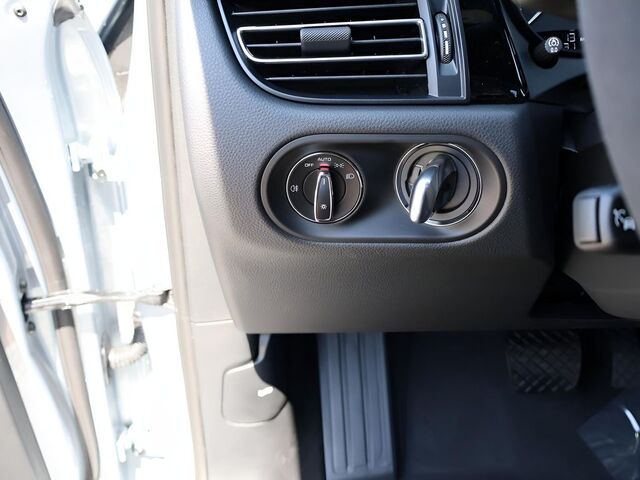 2025 Porsche Macan T Oshkosh WI