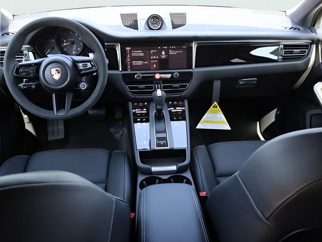 2025 Porsche Macan T Oshkosh WI