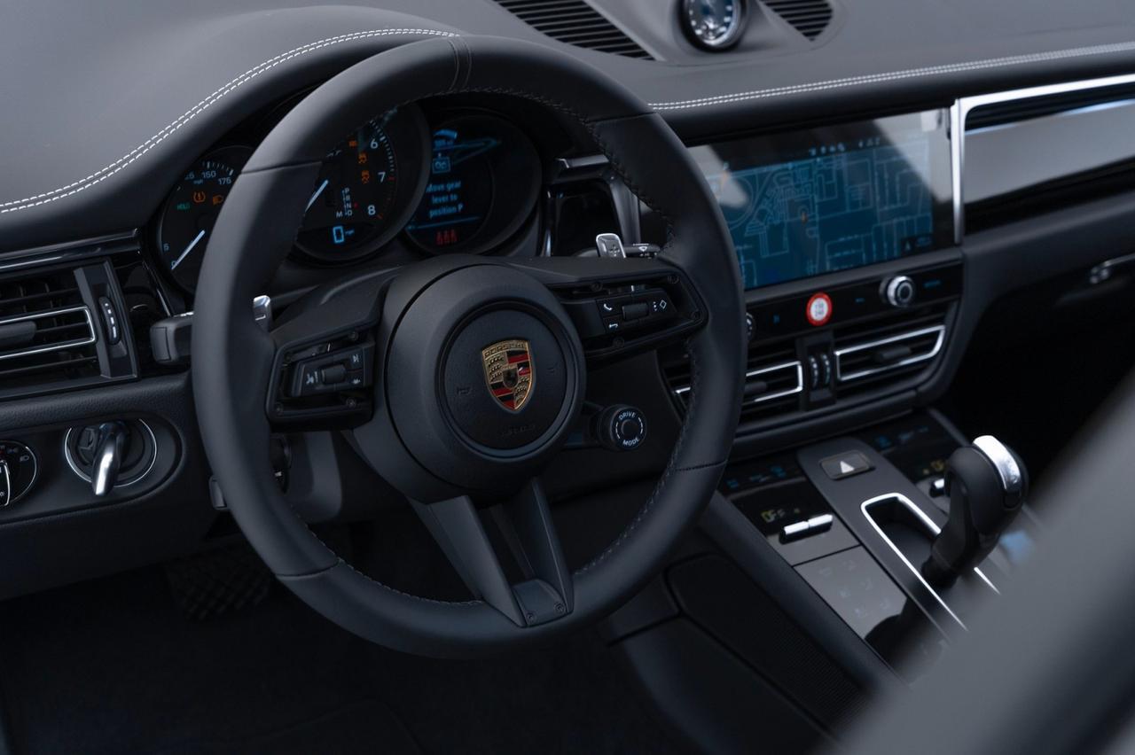 2025 Porsche Macan T Pompano Beach FL