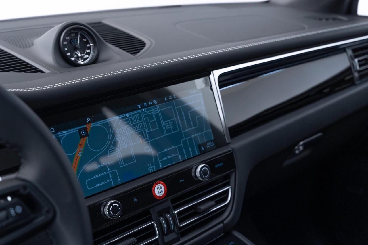 2025 Porsche Macan T Pompano Beach FL