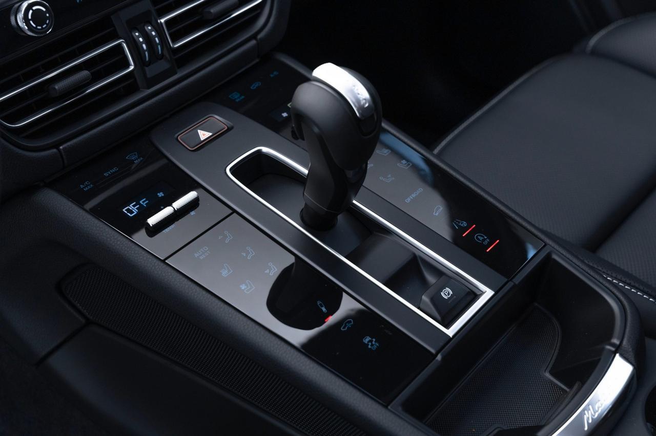 2025 Porsche Macan T Pompano Beach FL