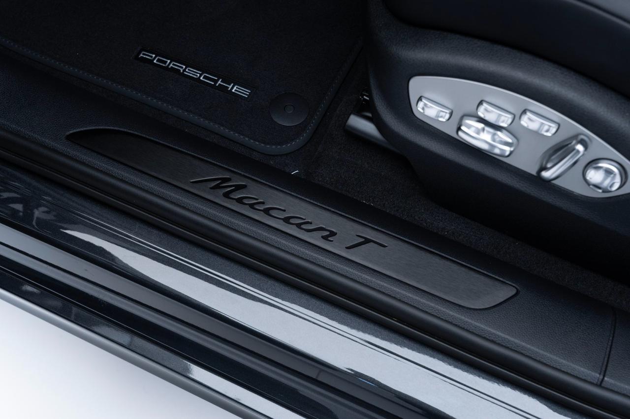 2025 Porsche Macan T Pompano Beach FL