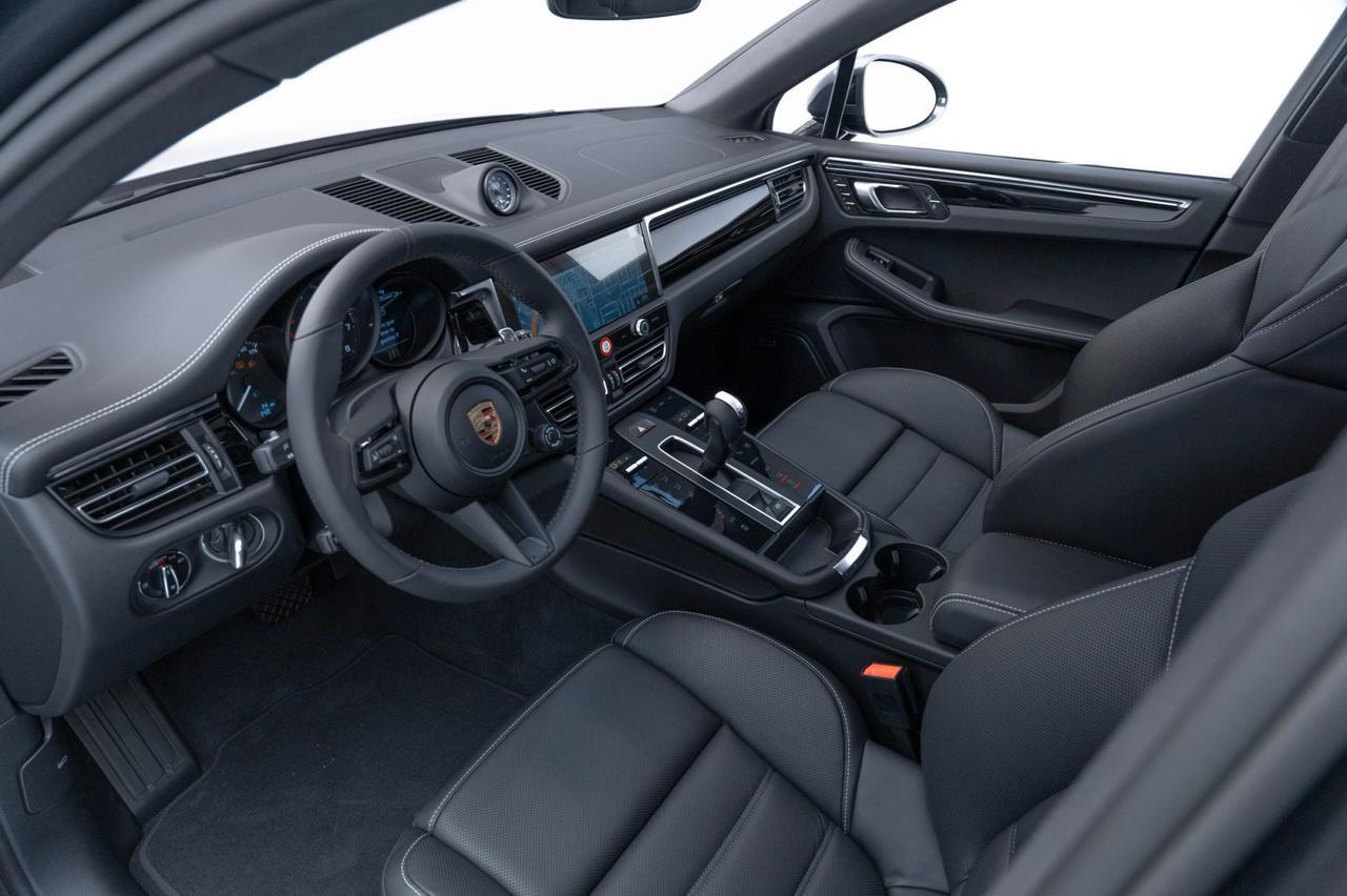 2025 Porsche Macan T Pompano Beach FL