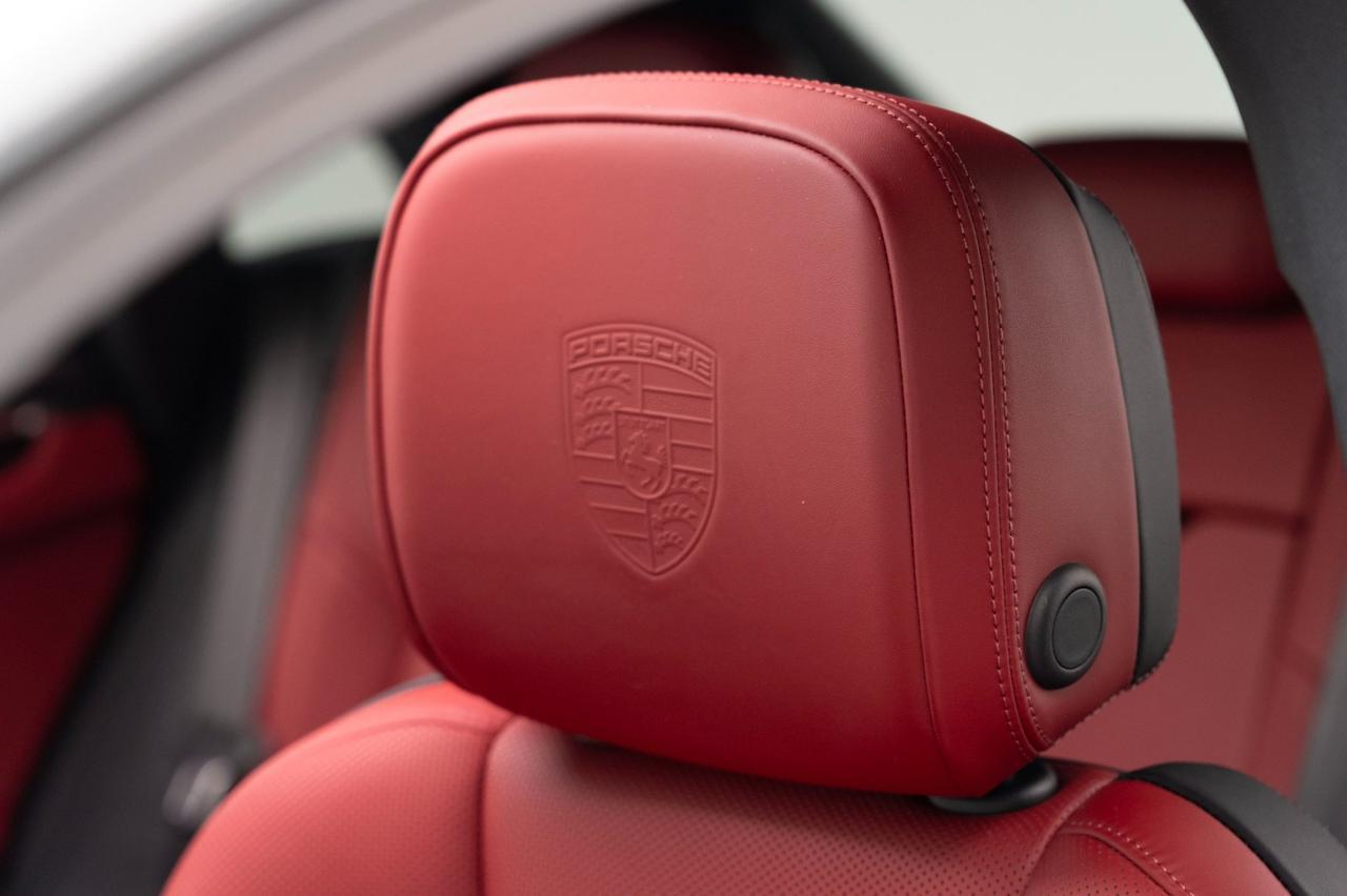 2025 Porsche Macan T Pompano Beach FL