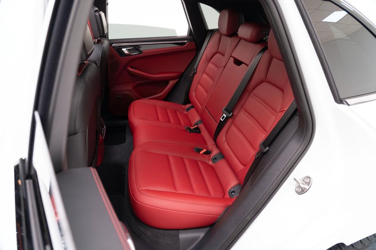 2025 Porsche Macan T Pompano Beach FL