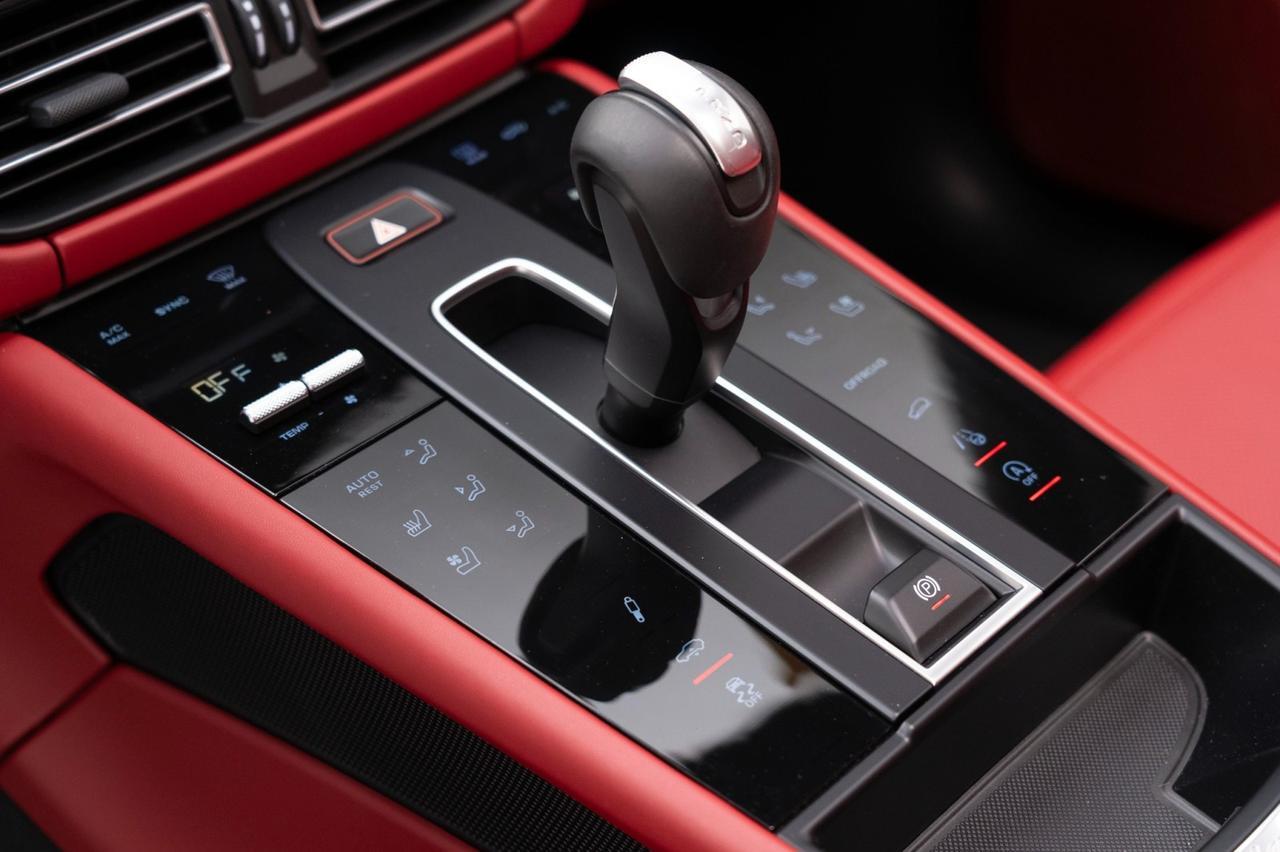 2025 Porsche Macan T Pompano Beach FL