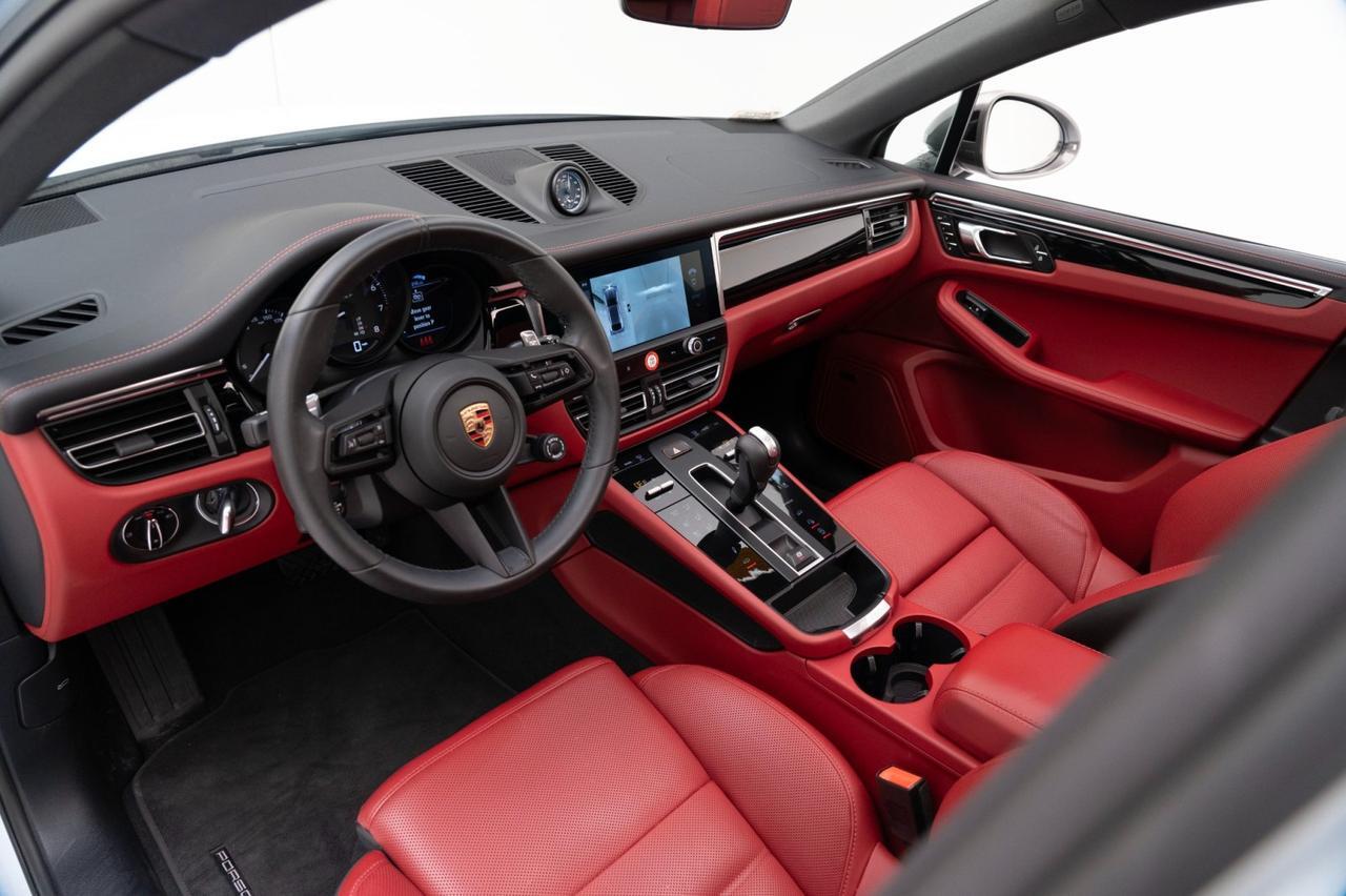 2025 Porsche Macan T Pompano Beach FL
