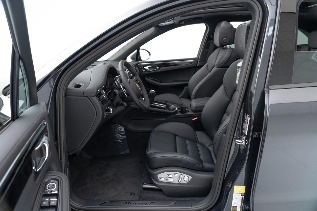 2025 Porsche Macan T Pompano Beach FL