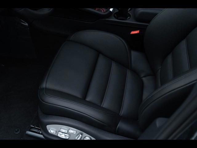 2025 Porsche Macan T Pompano Beach FL