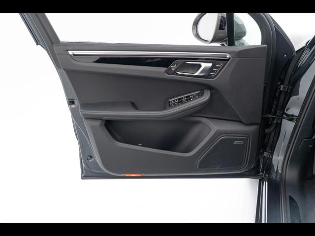 2025 Porsche Macan T Pompano Beach FL