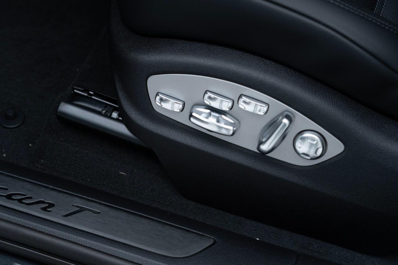 2025 Porsche Macan T Pompano Beach FL