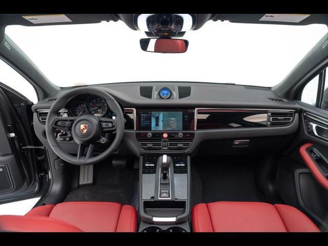 2025 Porsche Macan T Pompano Beach FL