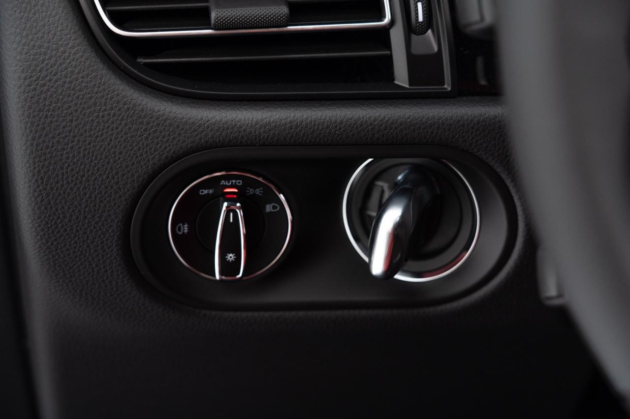 2025 Porsche Macan T Pompano Beach FL