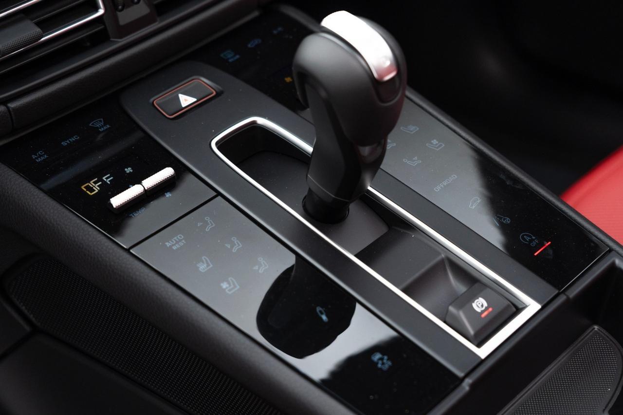 2025 Porsche Macan T Pompano Beach FL