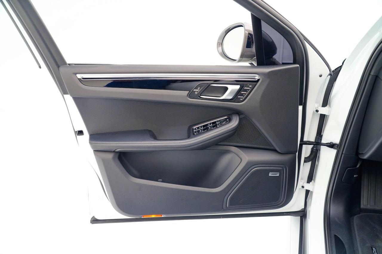 2025 Porsche Macan T Pompano Beach FL