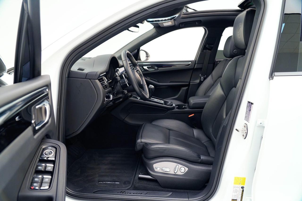 2025 Porsche Macan T Pompano Beach FL