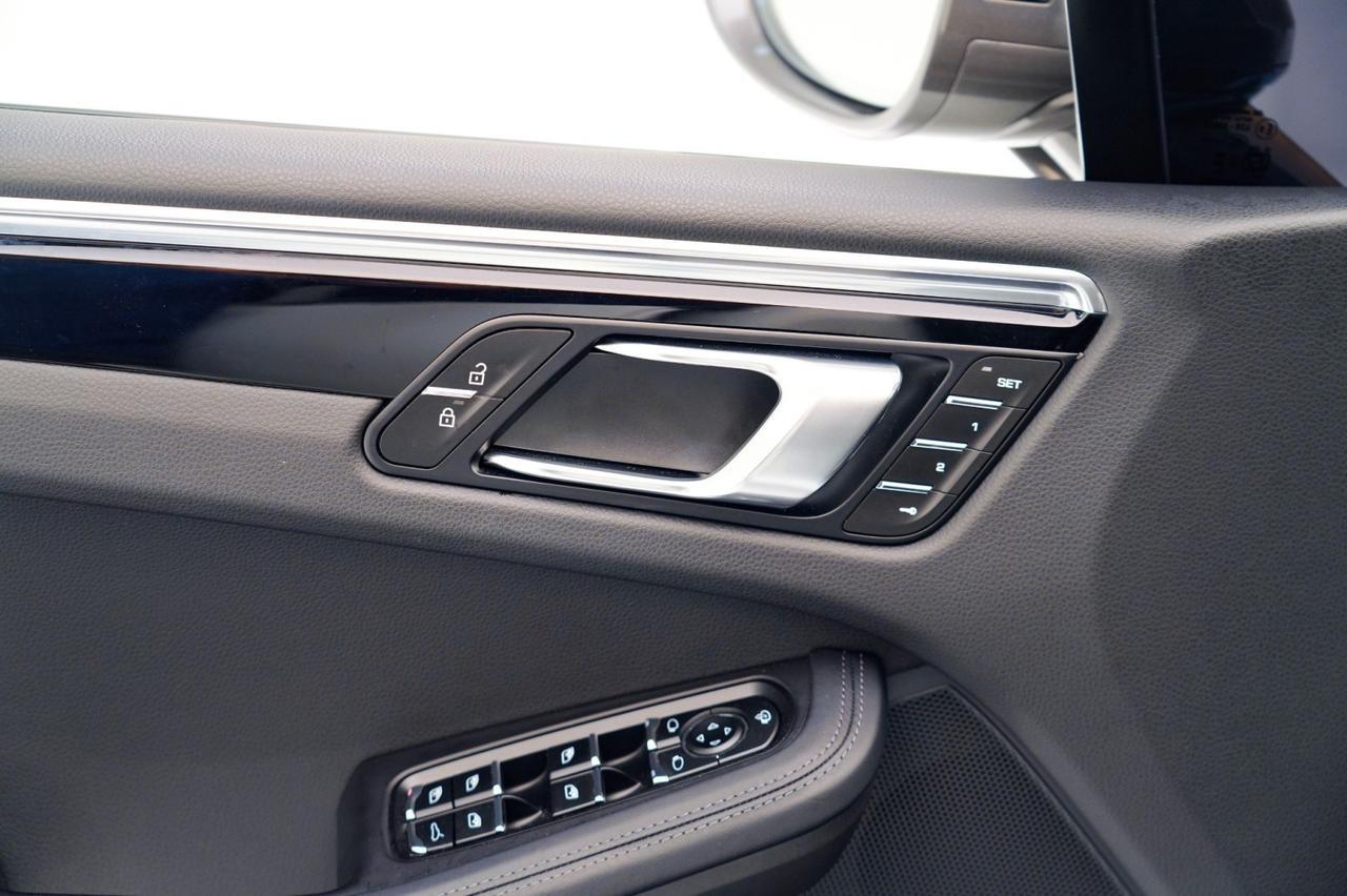 2025 Porsche Macan T Pompano Beach FL