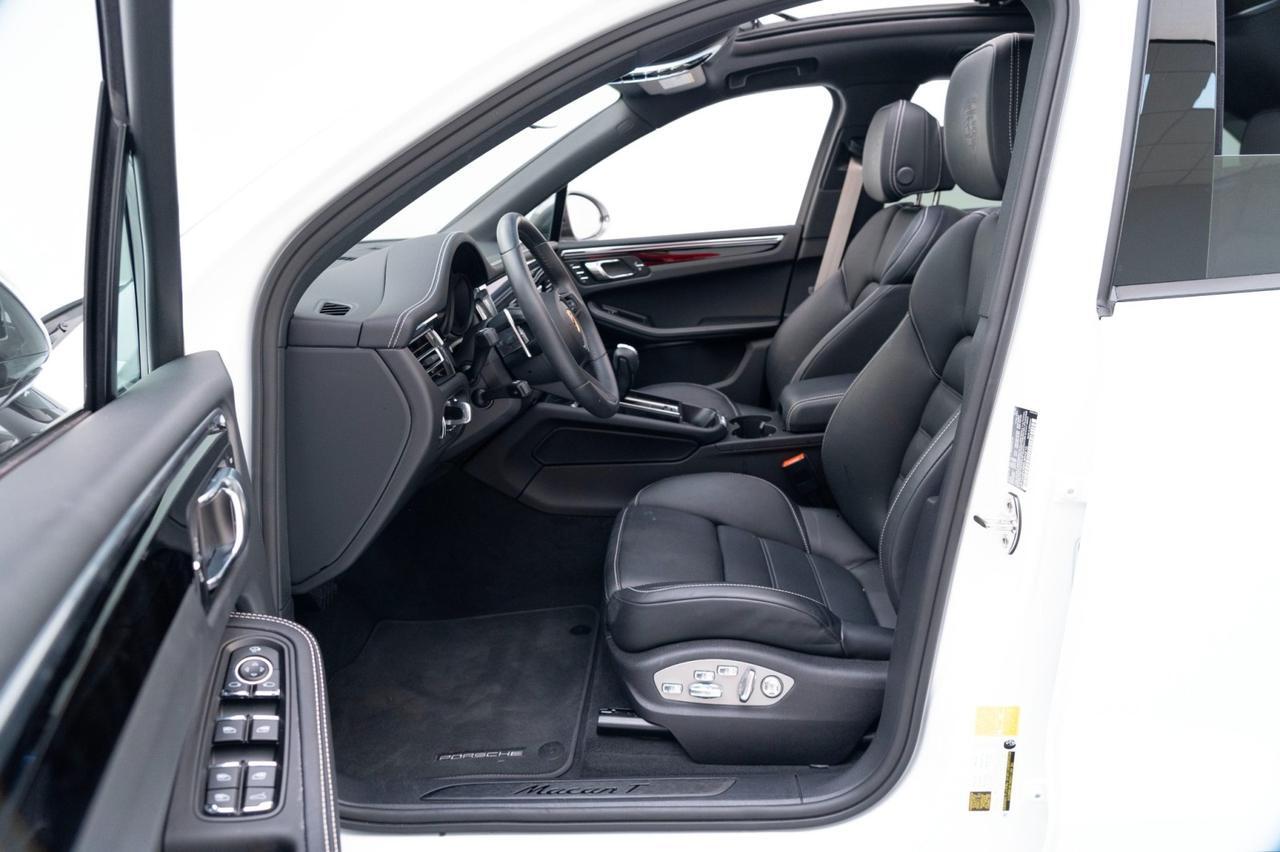 2025 Porsche Macan T Pompano Beach FL