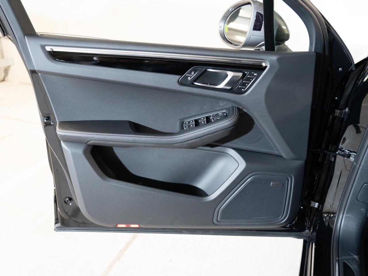 2025 Porsche Macan T Pompano Beach FL