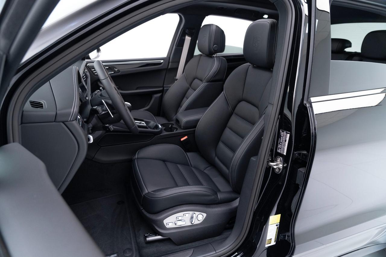2025 Porsche Macan T Pompano Beach FL