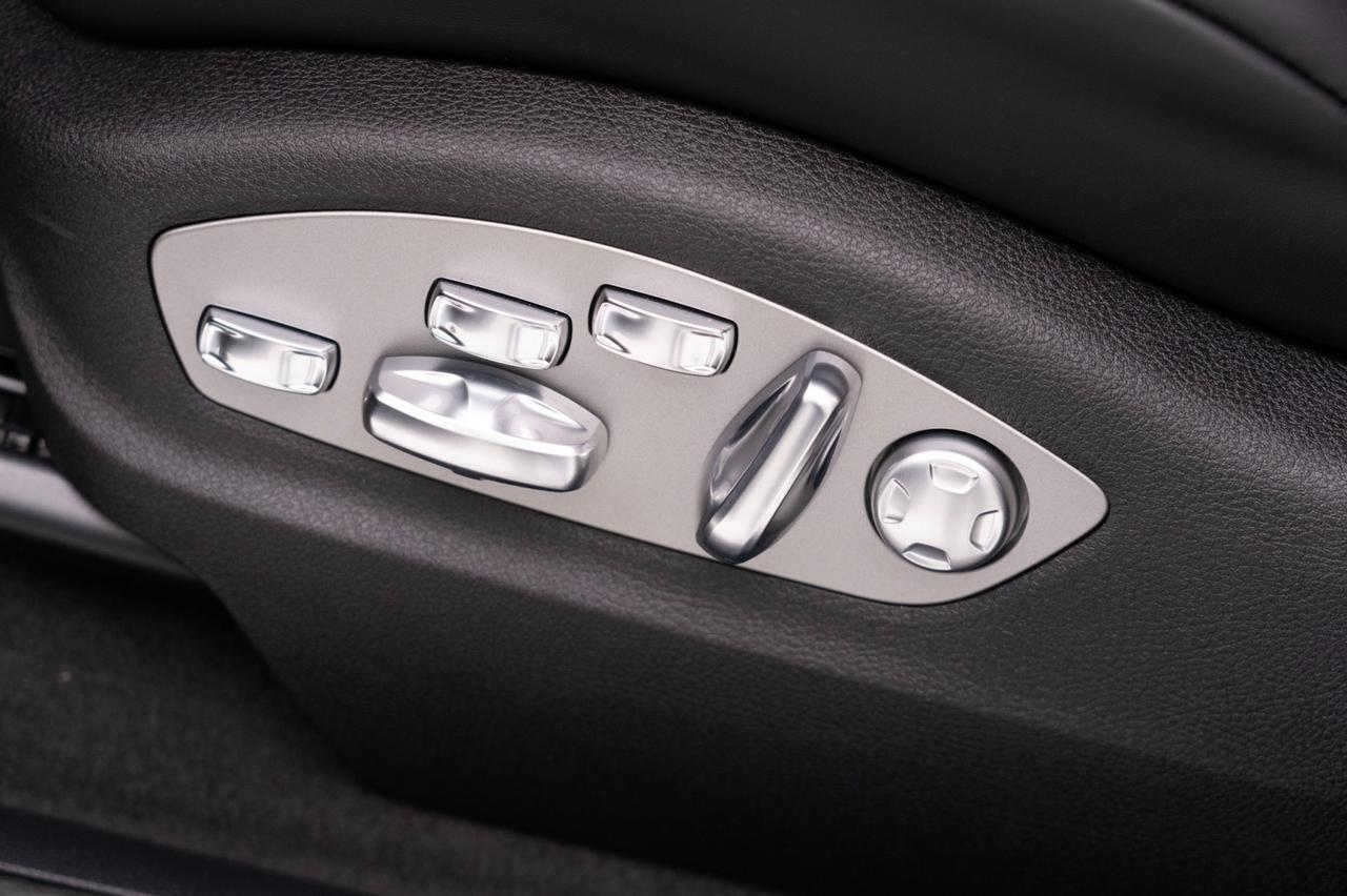 2025 Porsche Macan T Pompano Beach FL