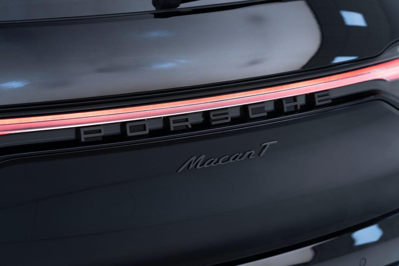 2025 Porsche Macan T Pompano Beach FL