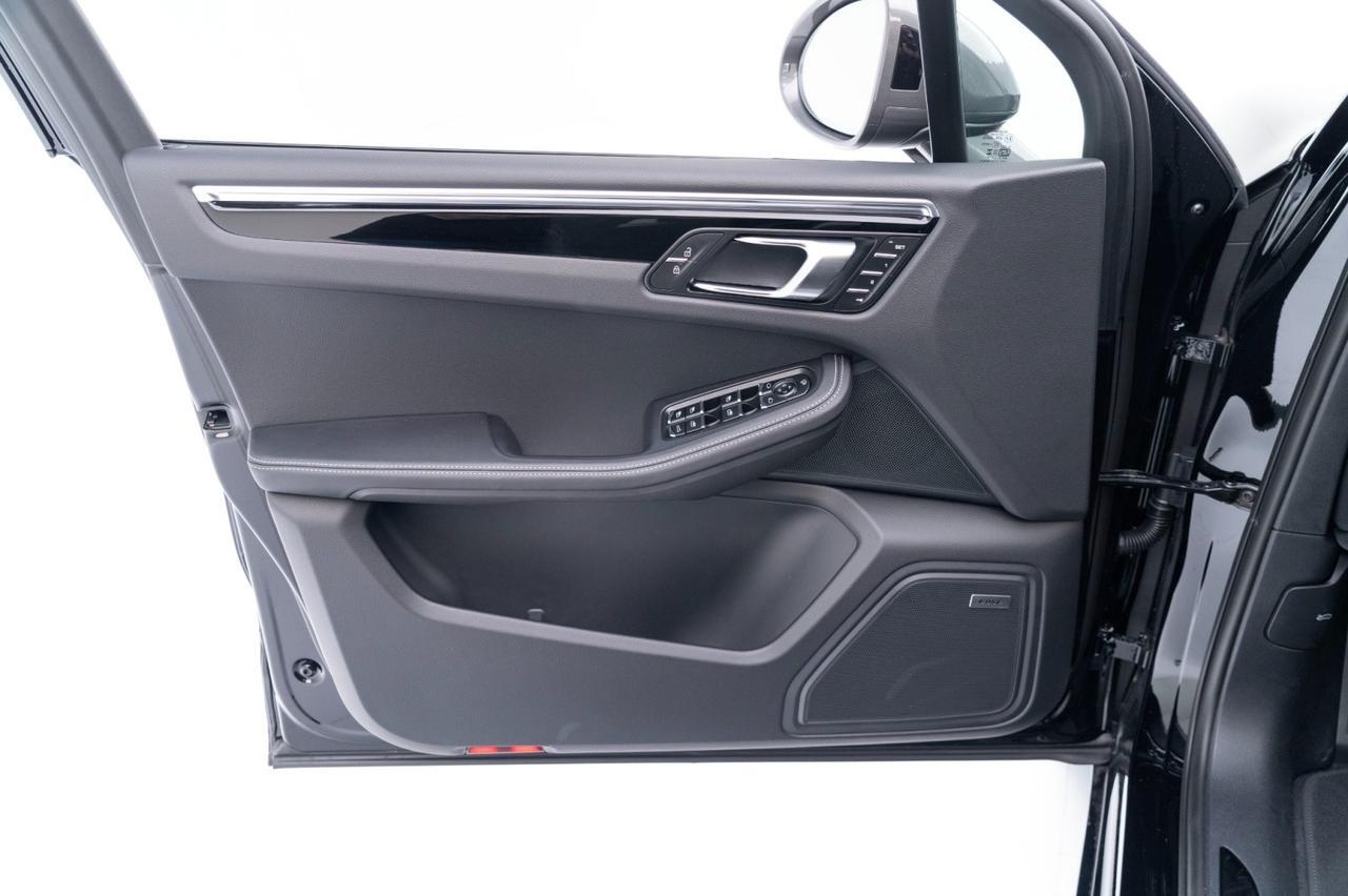 2025 Porsche Macan T Pompano Beach FL