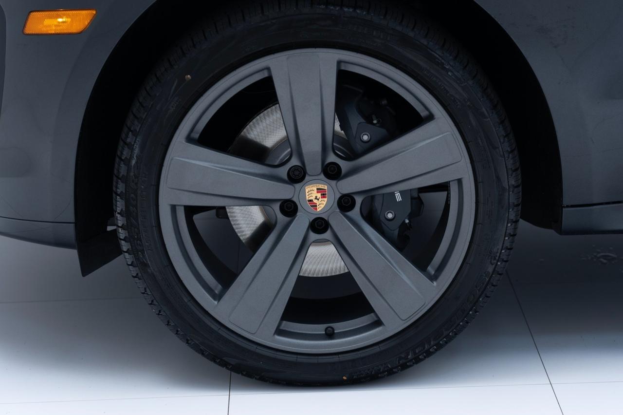 2025 Porsche Macan T Pompano Beach FL