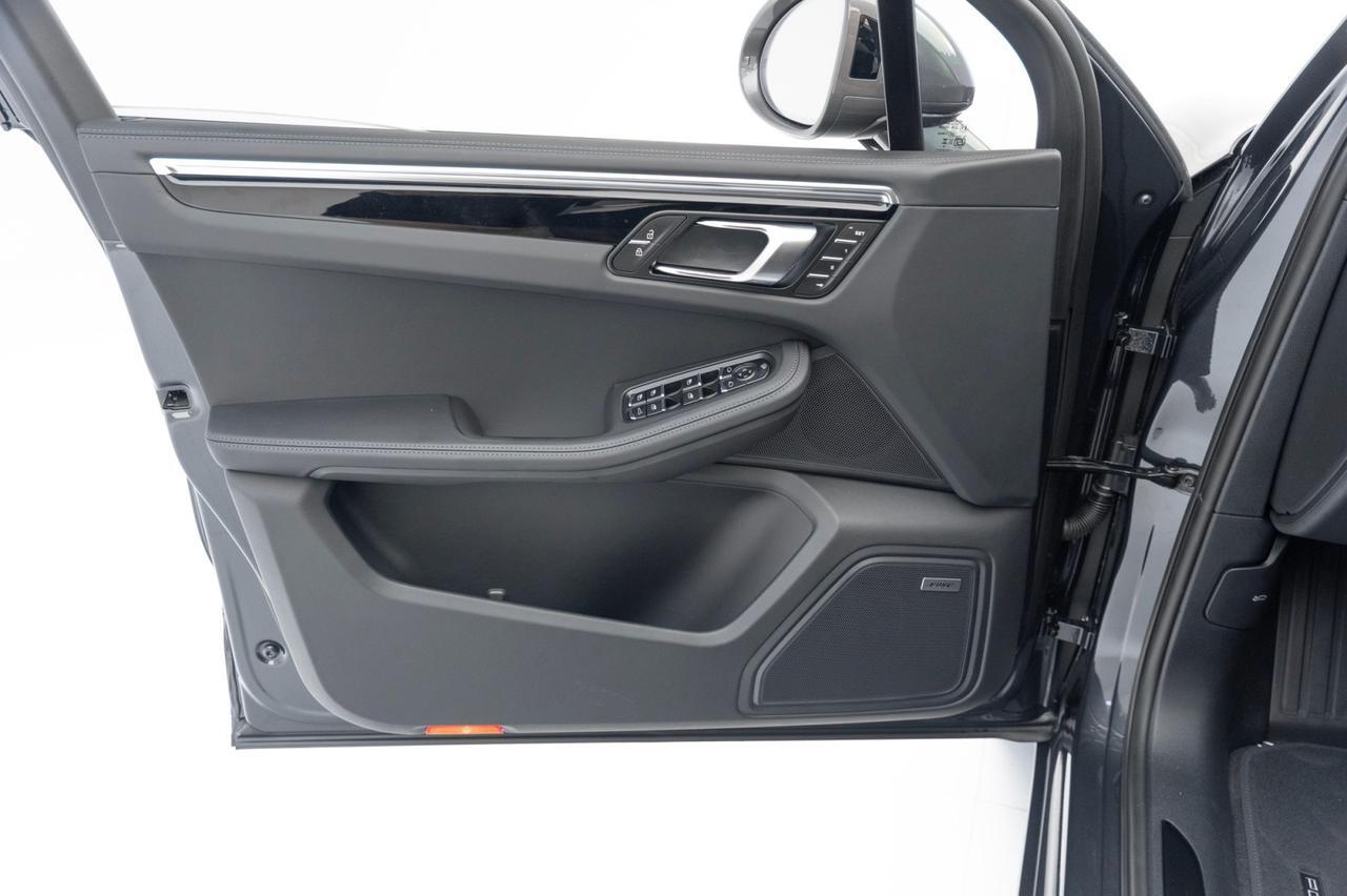 2025 Porsche Macan T Pompano Beach FL