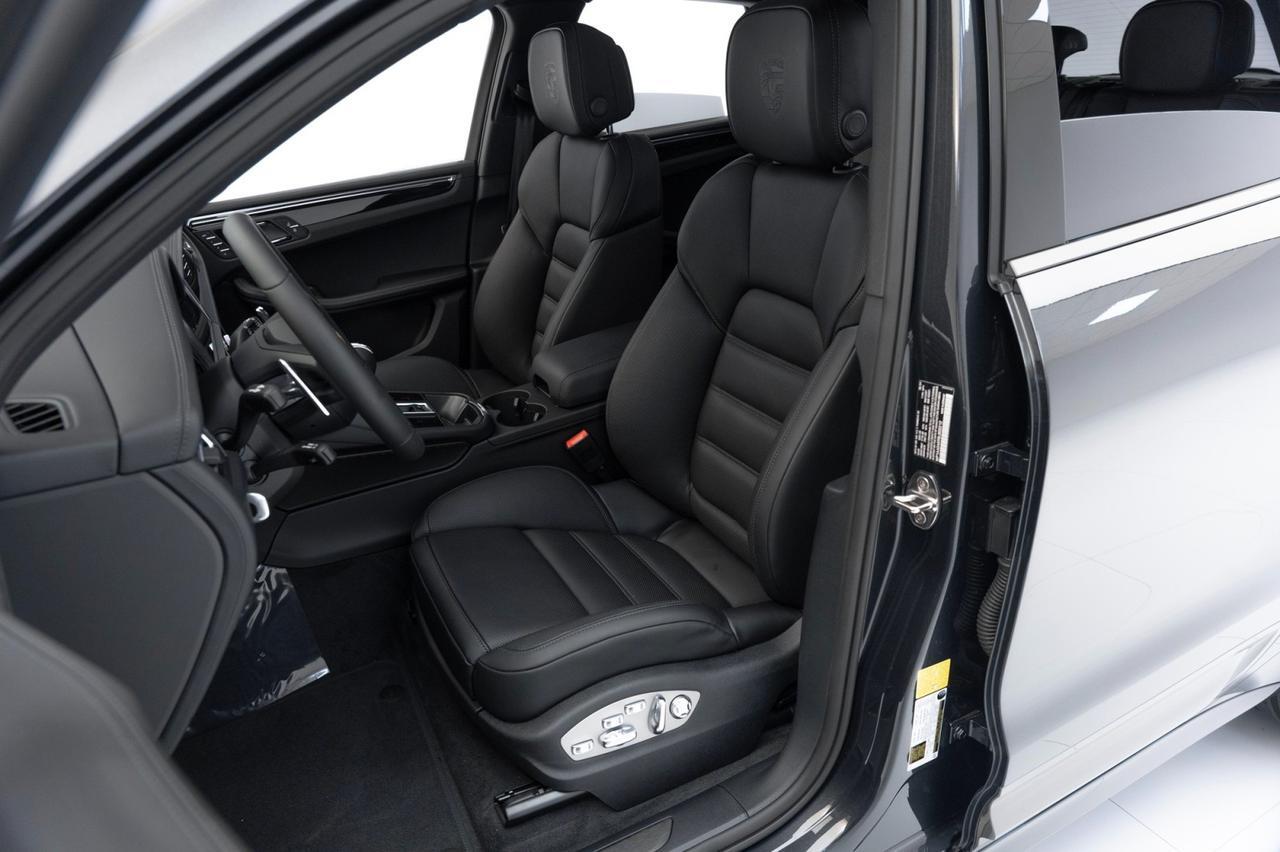 2025 Porsche Macan T Pompano Beach FL