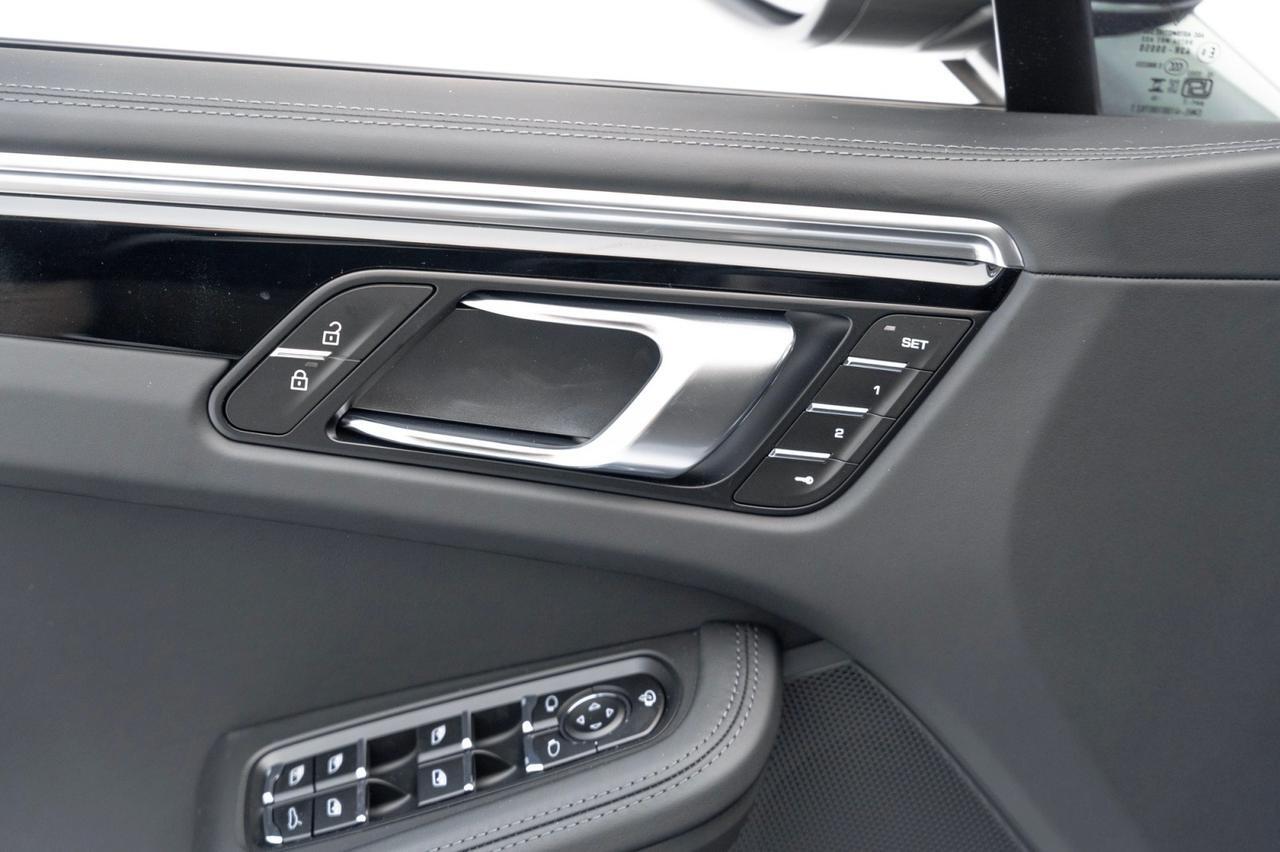 2025 Porsche Macan T Pompano Beach FL