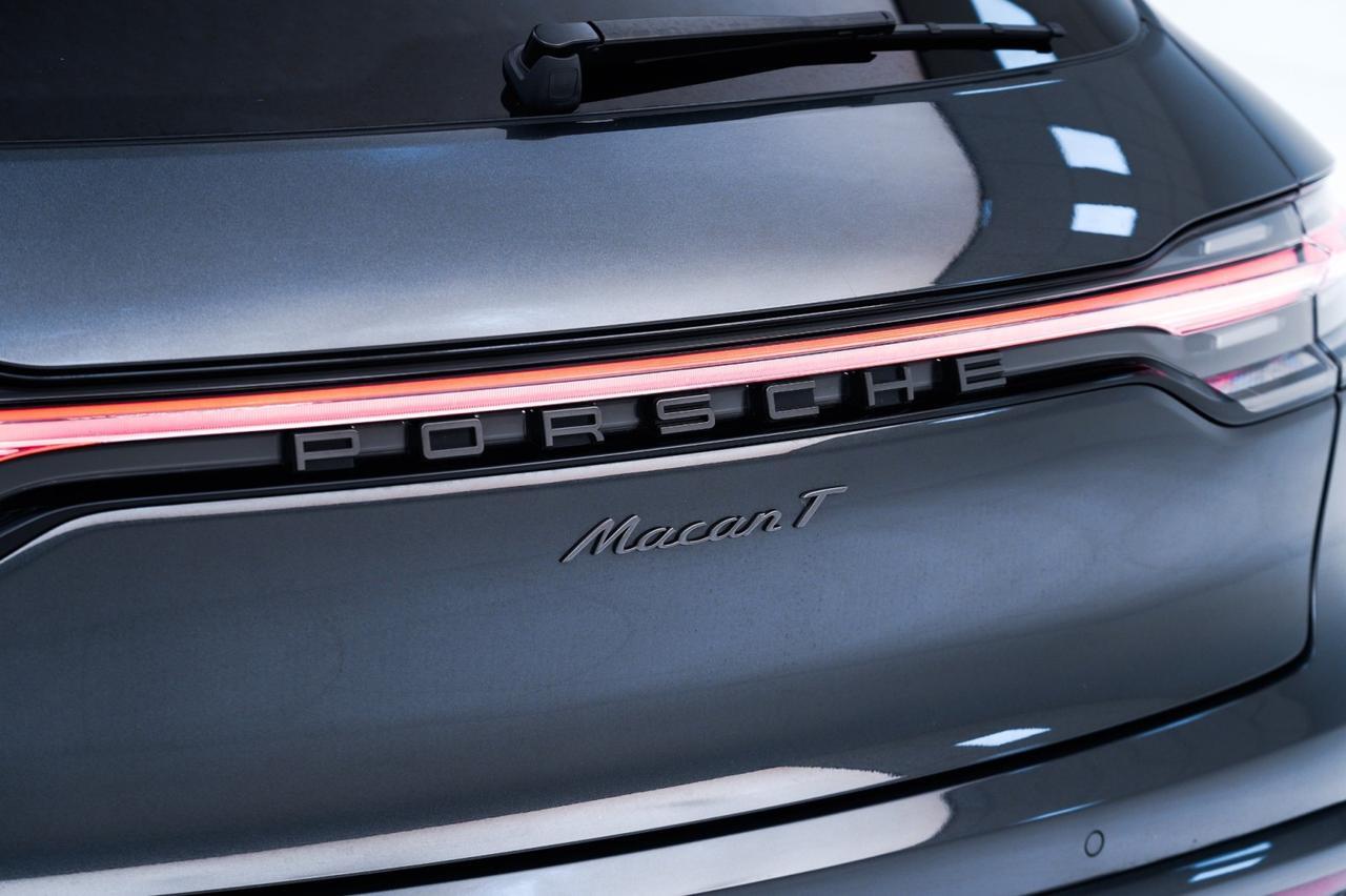2025 Porsche Macan T Pompano Beach FL