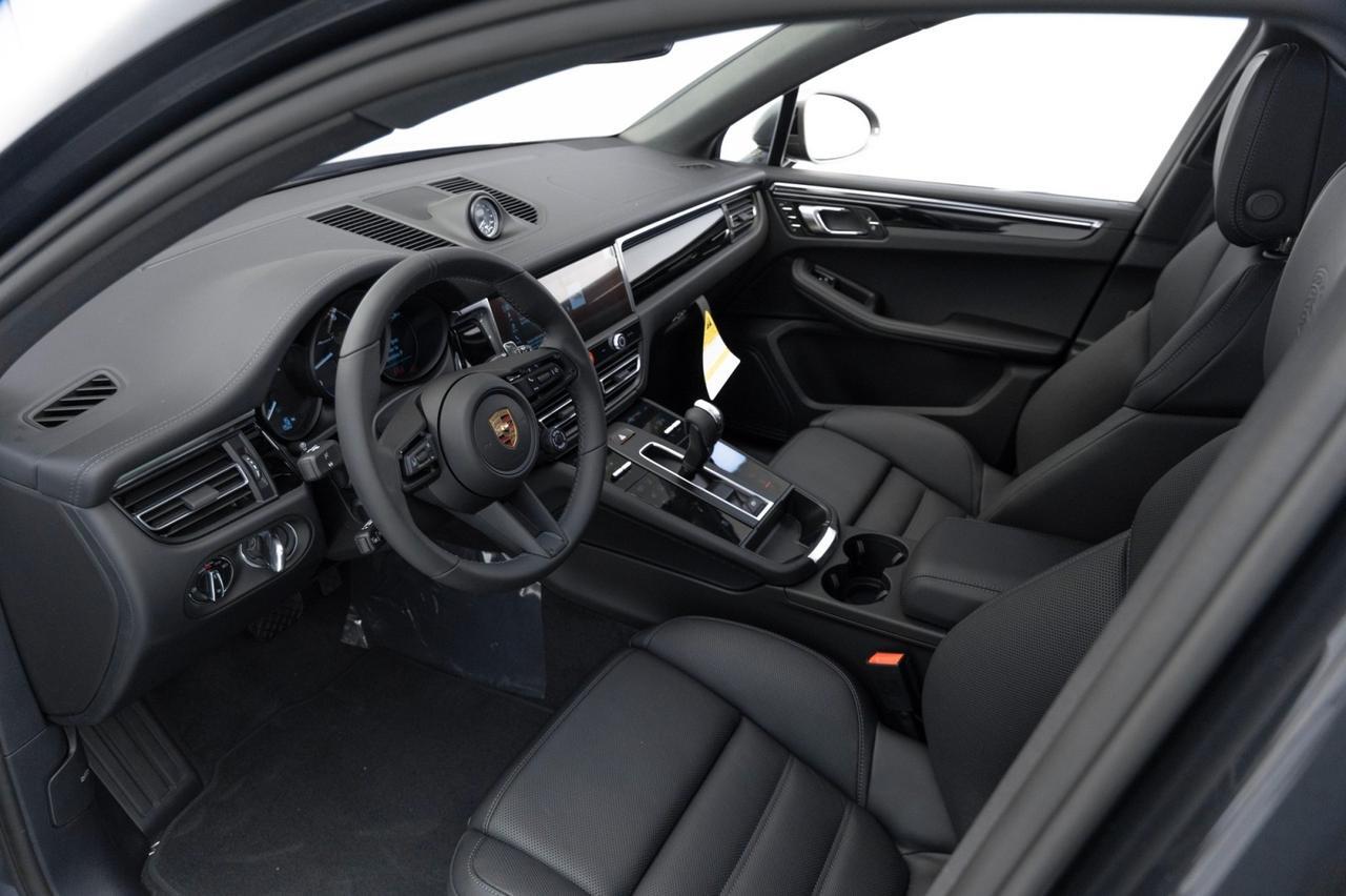 2025 Porsche Macan T Pompano Beach FL