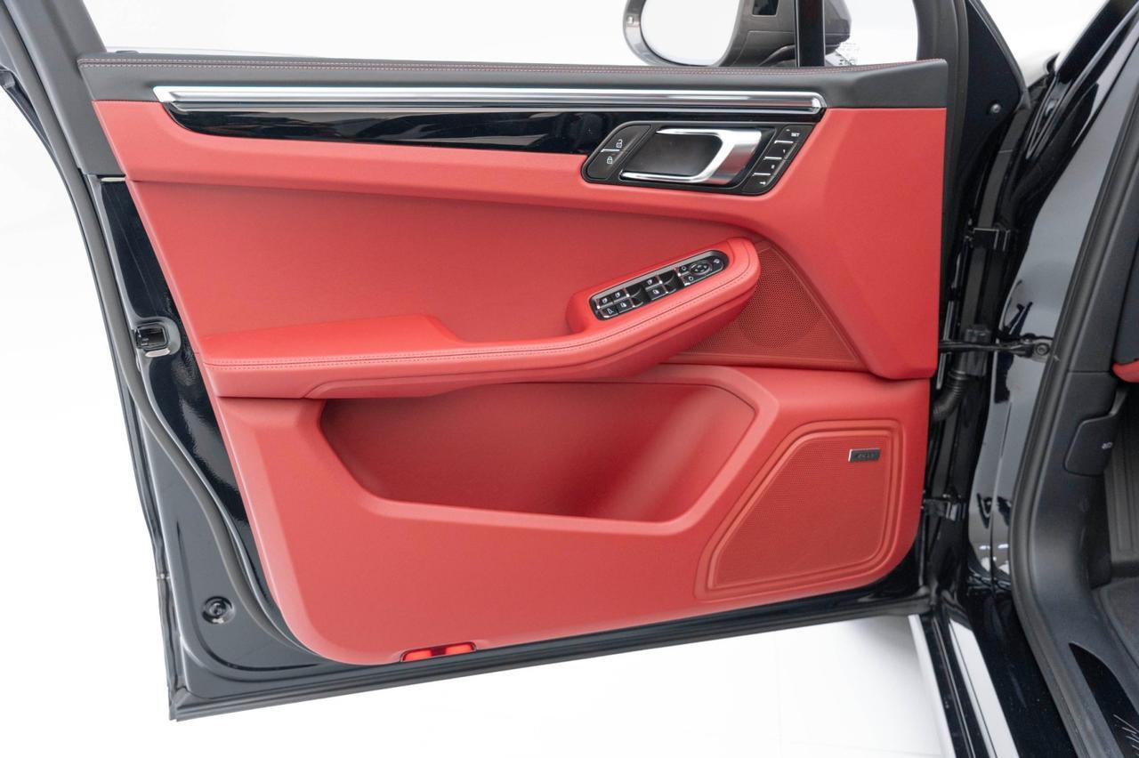 2025 Porsche Macan T Pompano Beach FL