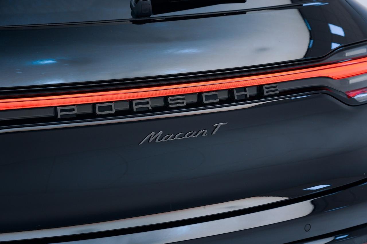 2025 Porsche Macan T Pompano Beach FL