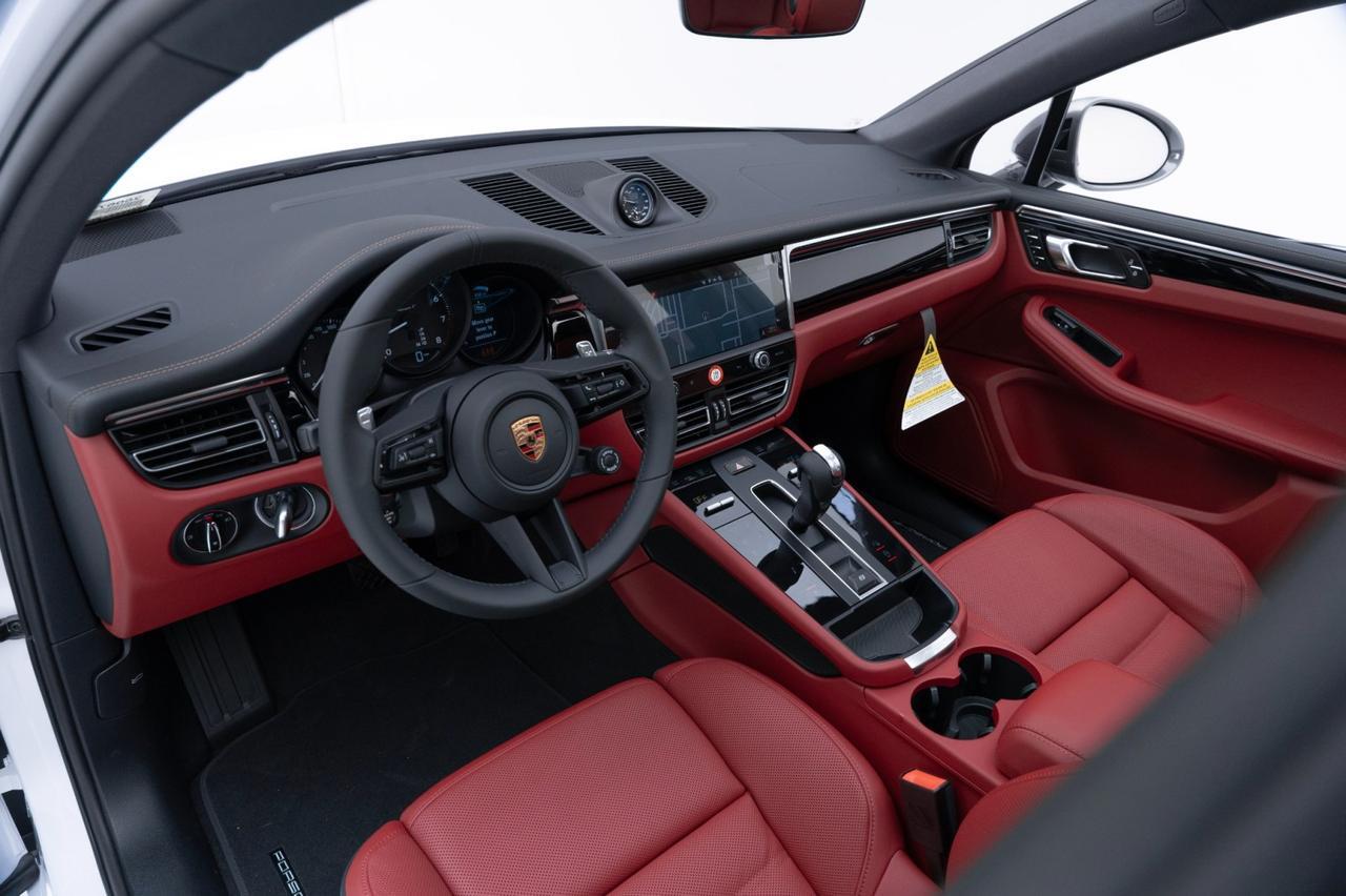 2025 Porsche Macan T Pompano Beach FL