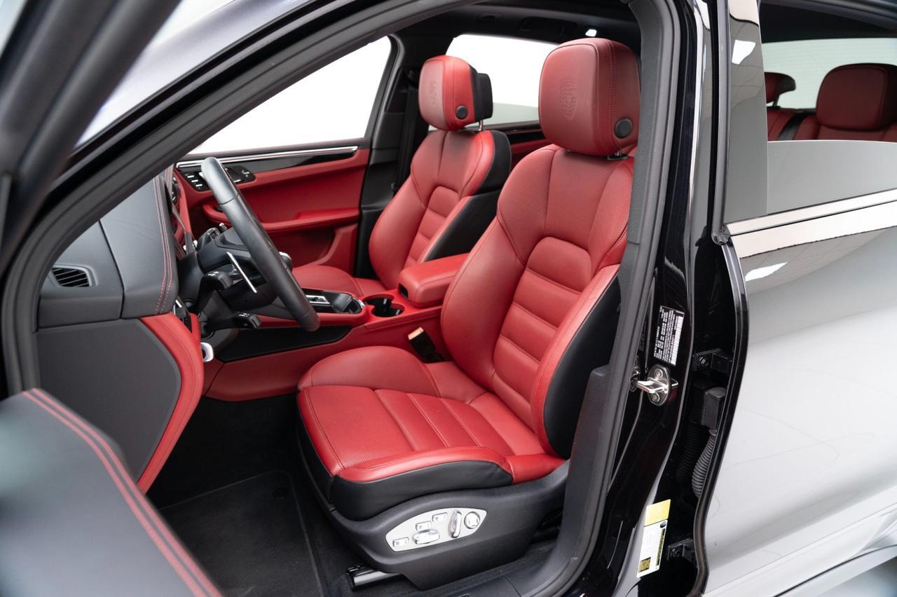 2025 Porsche Macan T Pompano Beach FL