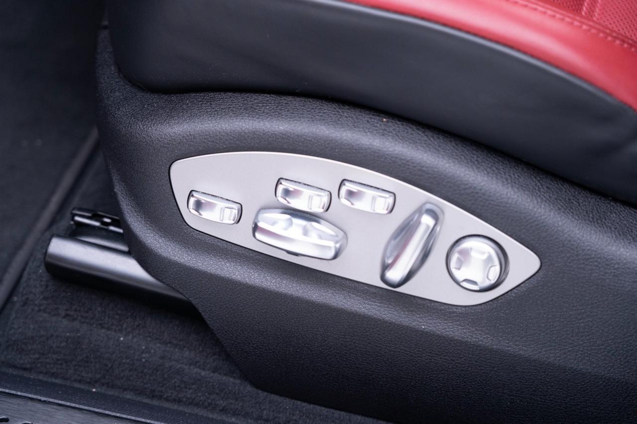 2025 Porsche Macan T Pompano Beach FL