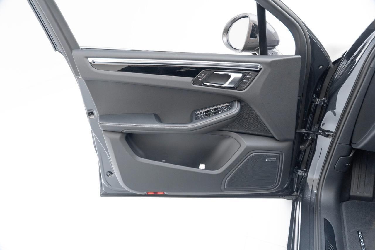 2025 Porsche Macan T Pompano Beach FL