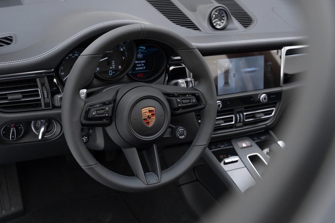 2025 Porsche Macan T Pompano Beach FL