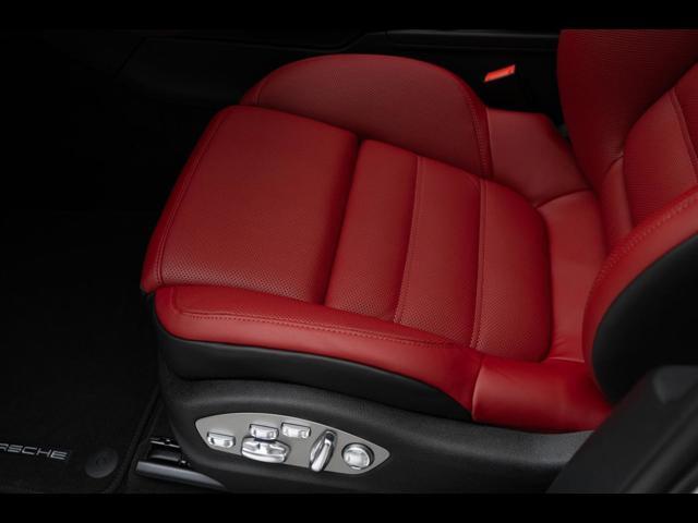 2025 Porsche Macan T Pompano Beach FL