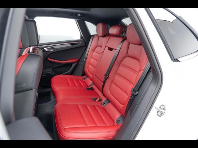 2025 Porsche Macan T Pompano Beach FL