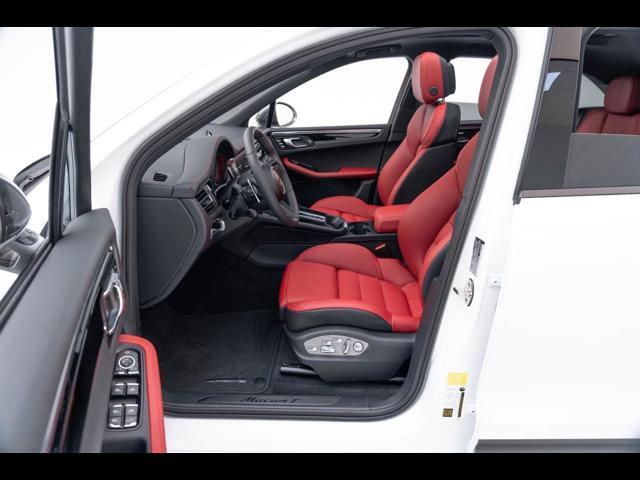 2025 Porsche Macan T Pompano Beach FL