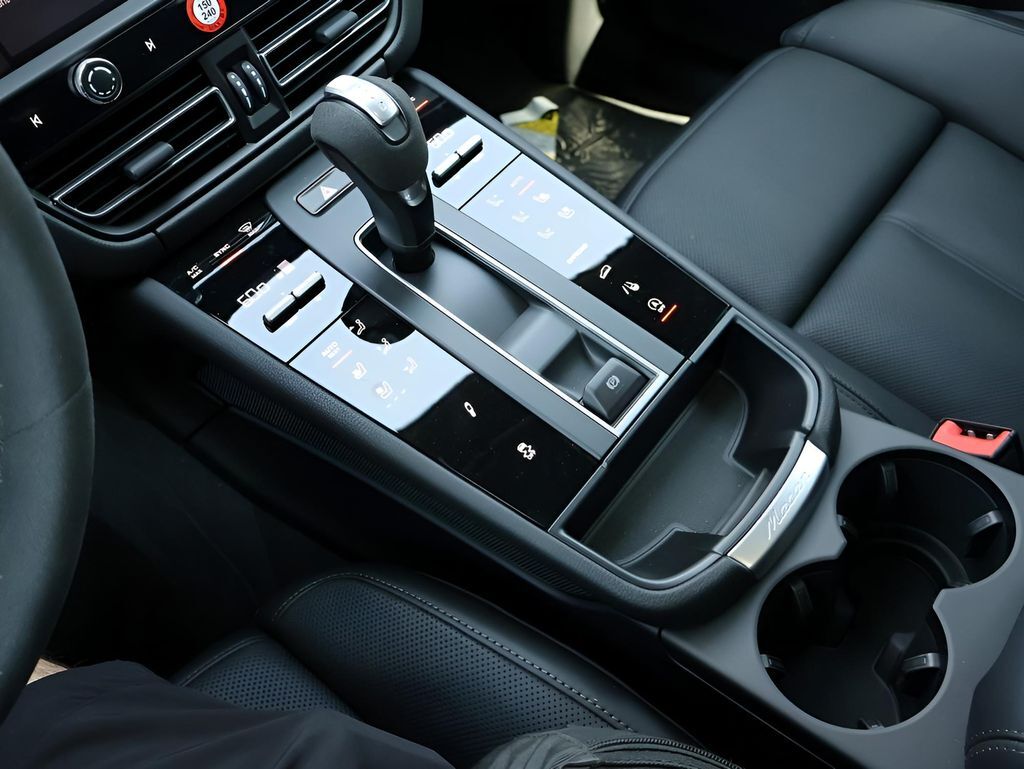 2025 Porsche Macan T San Clemente CA