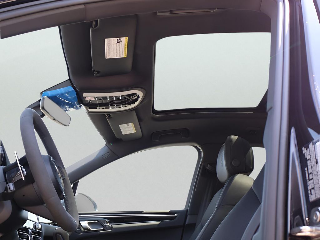 2025 Porsche Macan T San Clemente CA