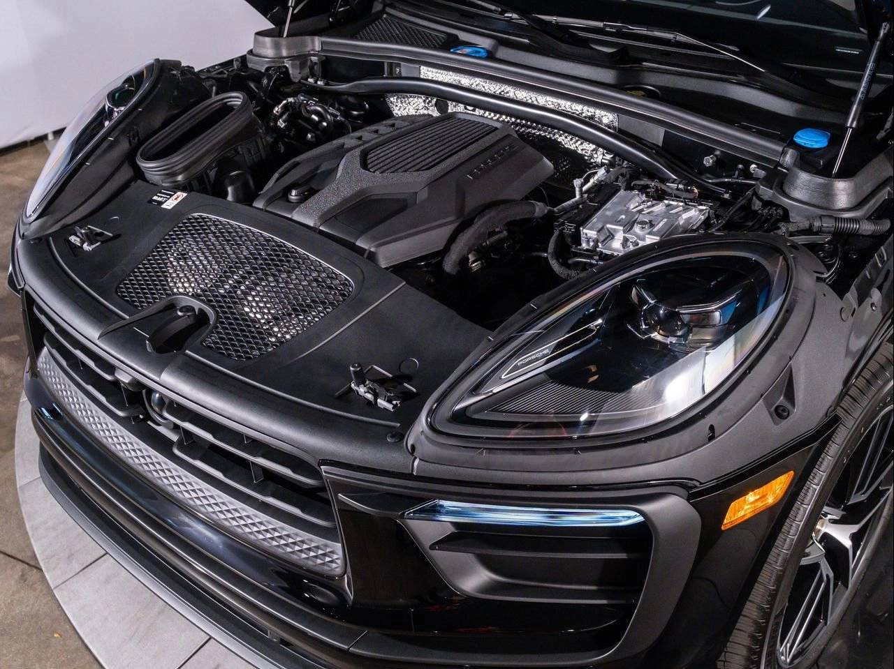 2025 Porsche Macan T Santa Clarita CA