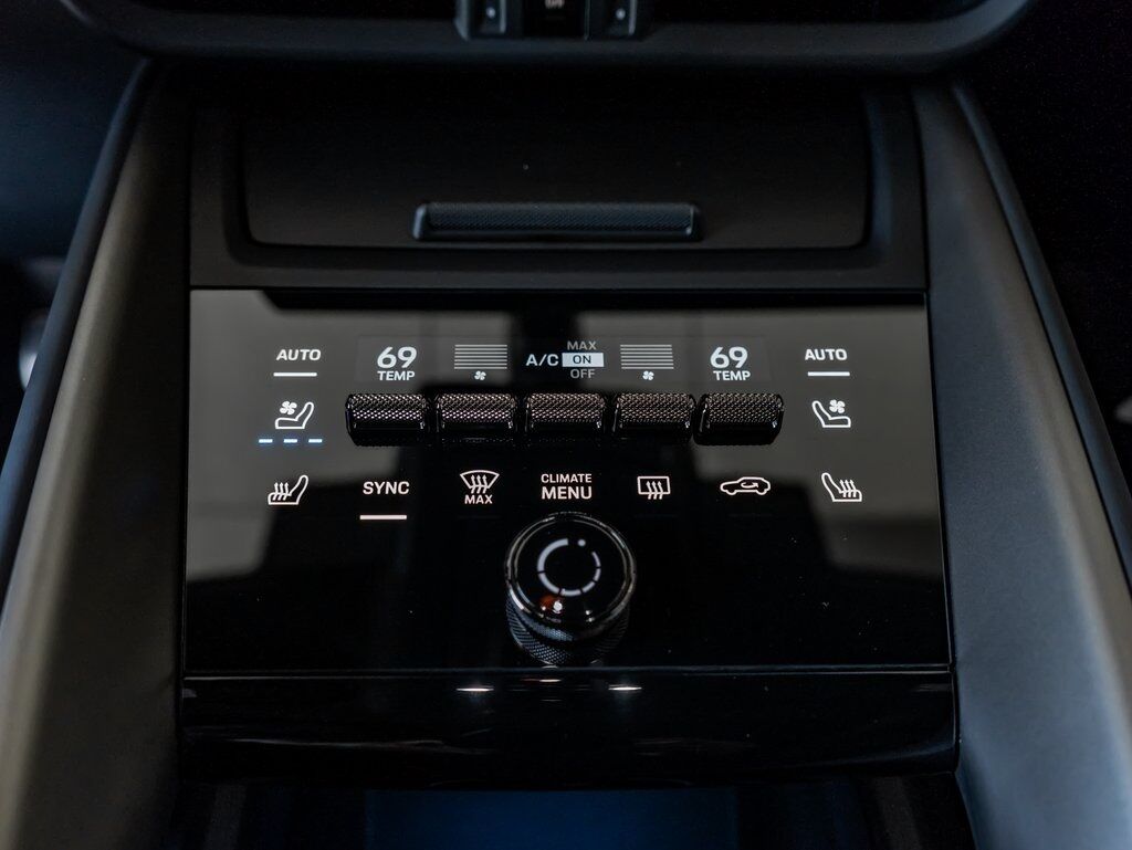 2025 Porsche Macan Turbo Colorado Springs CO